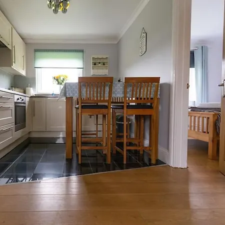 Immaculate Gower Getaway With Pool & Facilities Villa Swansea Exterior photo